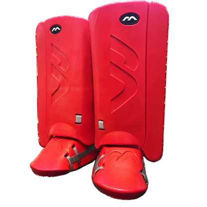 Mercian Elite Legguards